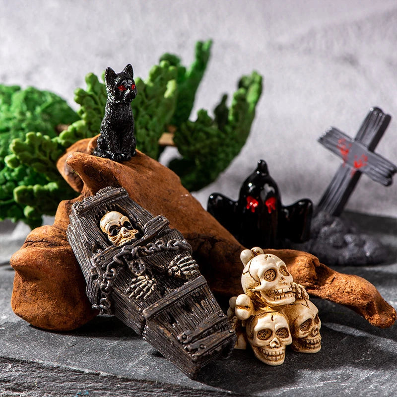 3D Horror Halloween Decoration Miniature Raven Tombstone Ghost Skeleton Skull Micro Resin Figurine Ornaments Hallowma Prop